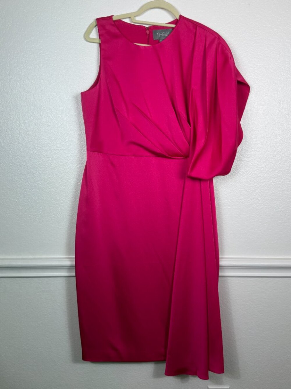 Theia couture - Nicole Draped Cocktail Dress, Bright Pink size 12‎ NWT